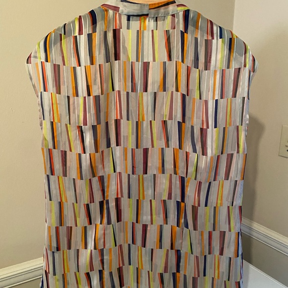 Vintage Limited Outback Red Sheer Sleeveless Button Up Blouse - Picture 2 of 3